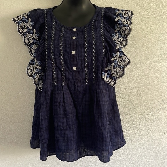 Max Studio Top - Picture 1 of 3